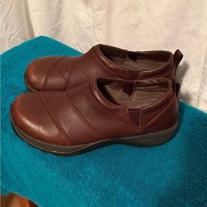 L.L. Bean Comfort Mocs Clog Shoes Womens Sz 8 Brown Leather Slip Ons VGUC